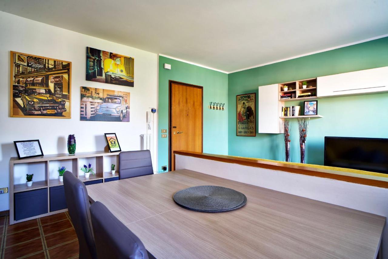 Casa Zoe Apartment Free Parking,Self Check In & Free Wi Fi Parma Zewnętrze zdjęcie