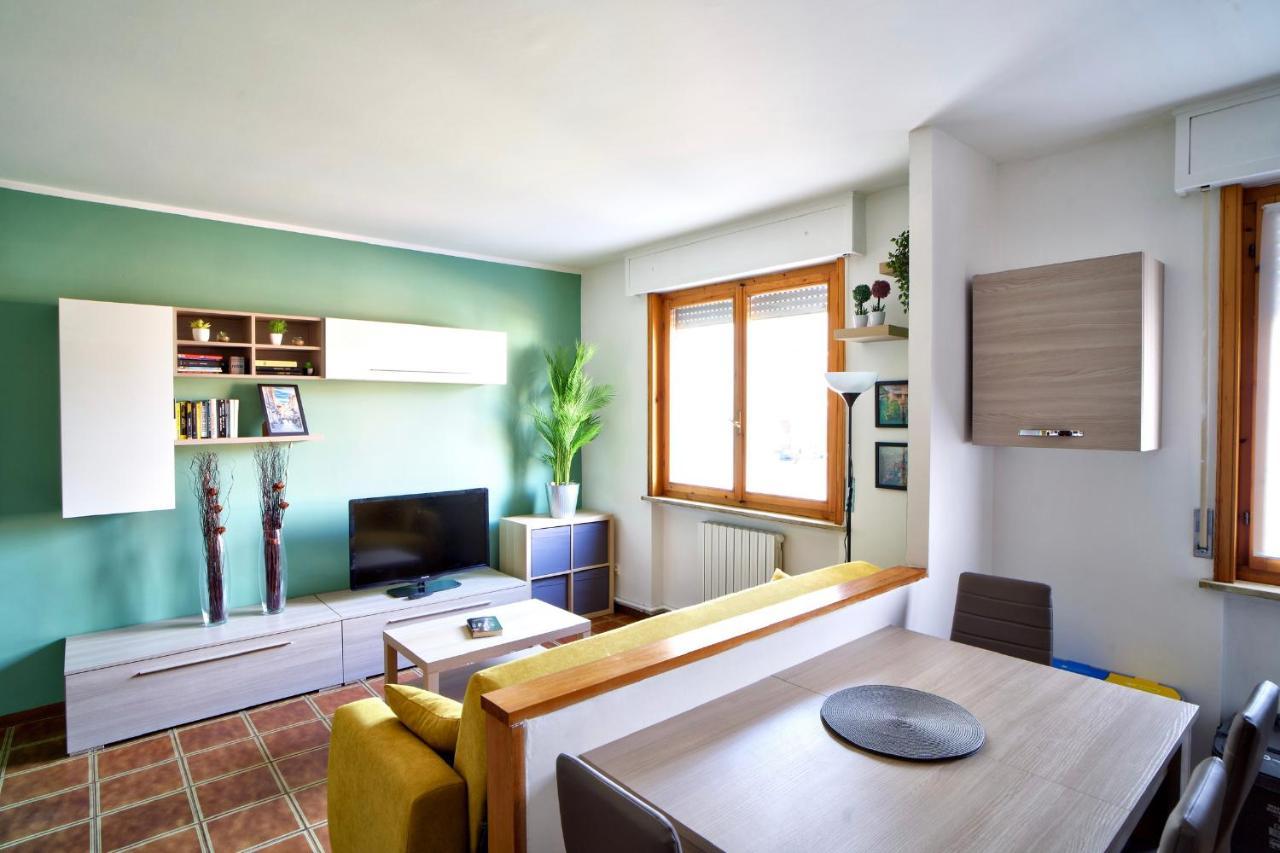 Casa Zoe Apartment Free Parking,Self Check In & Free Wi Fi Parma Zewnętrze zdjęcie